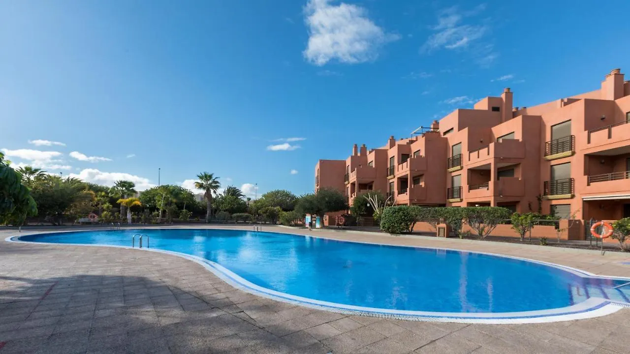 La Tejita Jp: Sun, Beach & Pool In The South Shore Apartment Granadilla De Abona